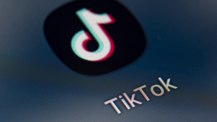 РКН потребовал от TikTok убрать из рекомендаций для несовершеннолетних контент о войне