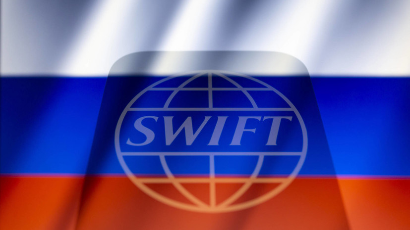 ЕК готова предлагать новые исключения российских банков из SWIFT