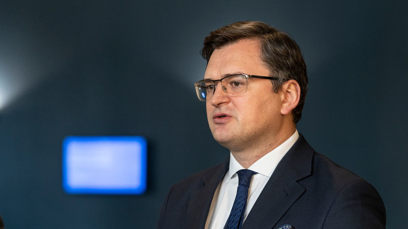 Кулеба намерен на встрече глав МИД стран НАТО поднять вопрос о закрытии неба над Украиной