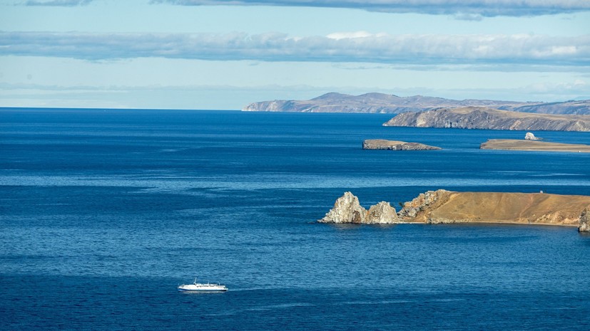 Более 450 эковолонтёров займутся очисткой вод Байкала летом