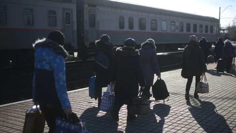 Российские военные эвакуировали 248 иностранцев с Украины в Крым на бронепоезде