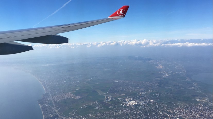 Авиакомпания Turkish Airlines ограничила продажу билетов россиянам в третьи страны