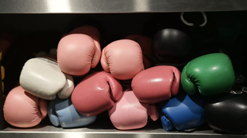 Авсагарова победила Батару на турнире Bellator 276 в Сент-Луисе