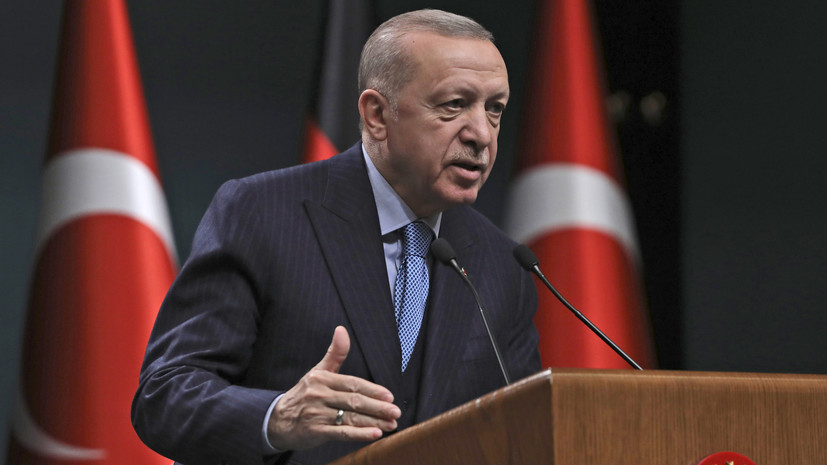 Эрдоган анонсировал визит главы МИД Турции Чавушоглу в Россию 16 марта
