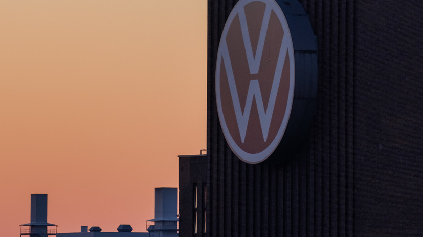 FT: BMW и Volkswagen приостановили работу ряда заводов в Европе из-за нехватки деталей