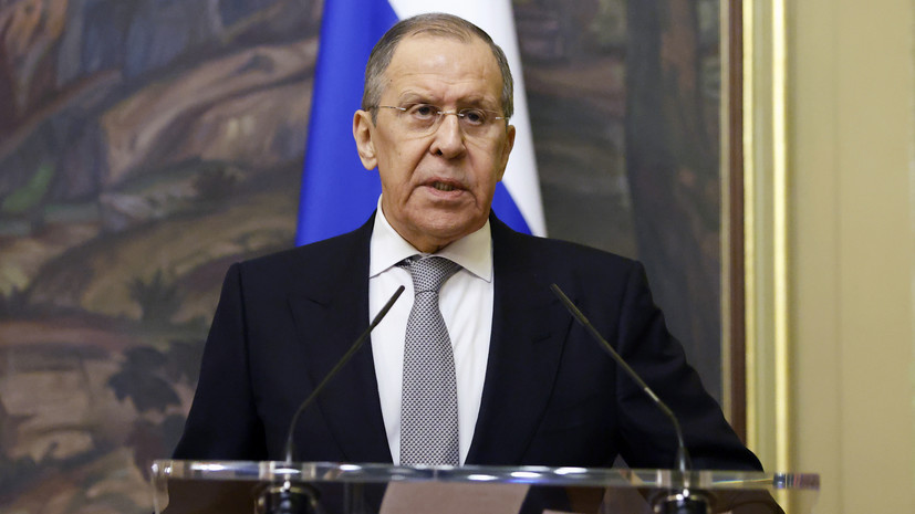 Лавров заявил об отсутствии препятствий для встречи Путина и Зеленского