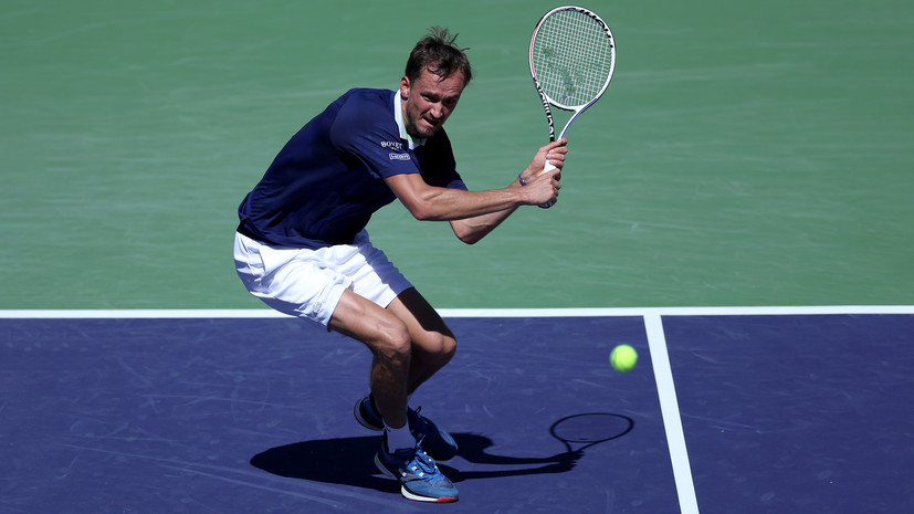 Чесноков: Медведев должен доказать, почему являлся первой ракеткой мира