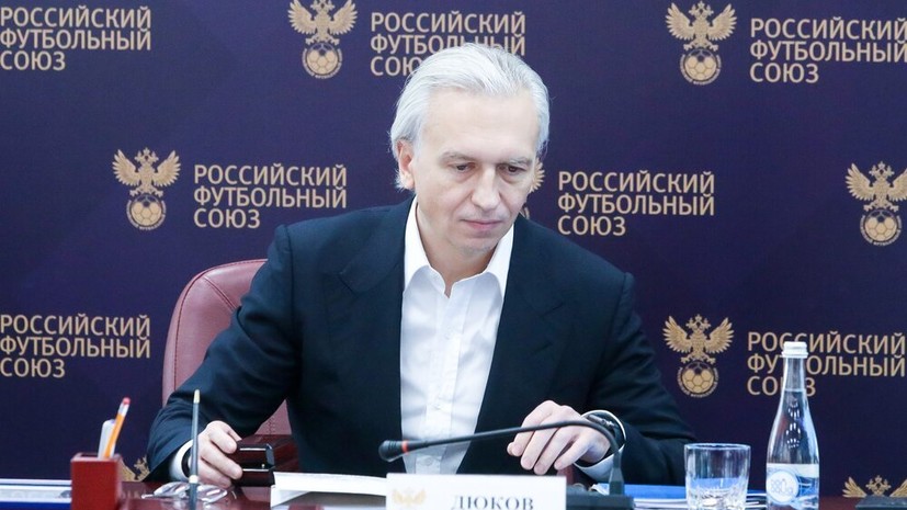 Дюков — о налоге на легионеров: введение этой меры будет неправильным и преждевременным