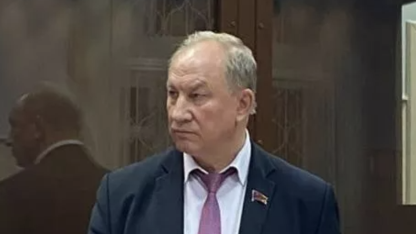 Суд смягчил меру пресечения депутату Госдумы Рашкину