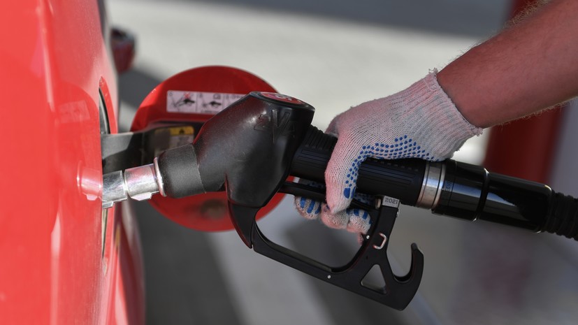 «Результат безответственной политики»: почему цены на бензин в США и Европе растут на фоне удешевления горючего в России
