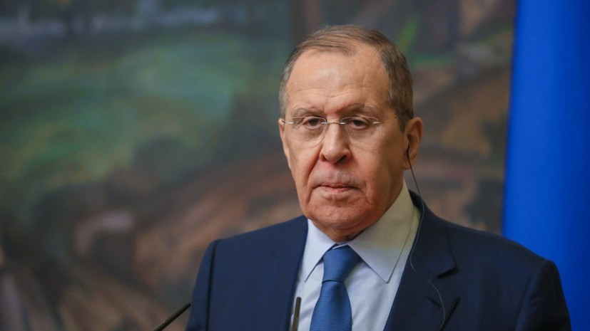 Лавров заявил, что Путин никогда не отказывался от встречи с Зеленским