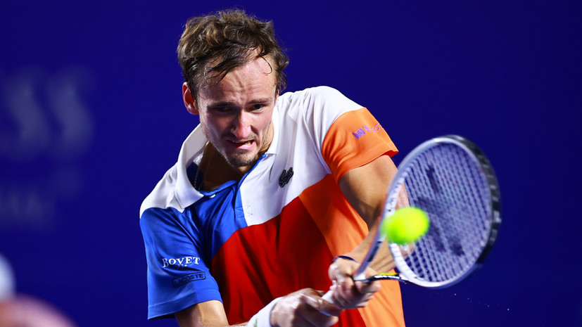 Медведев  вышел в четвёртый круг теннисного турнира в Майами