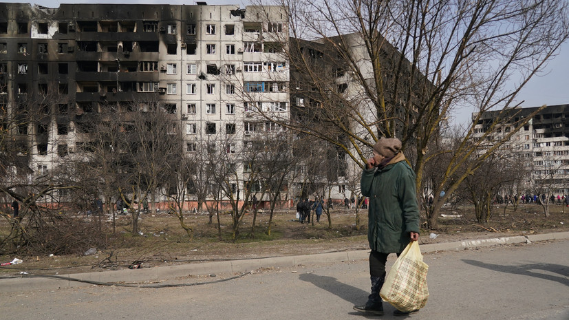 Корреспондент RT снял на видео центральный проспект Мариуполя