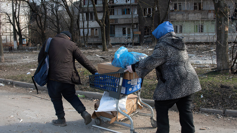 В Петербурге рассказали о работе по сбору гуманитарной помощи для беженцев из Донбасса