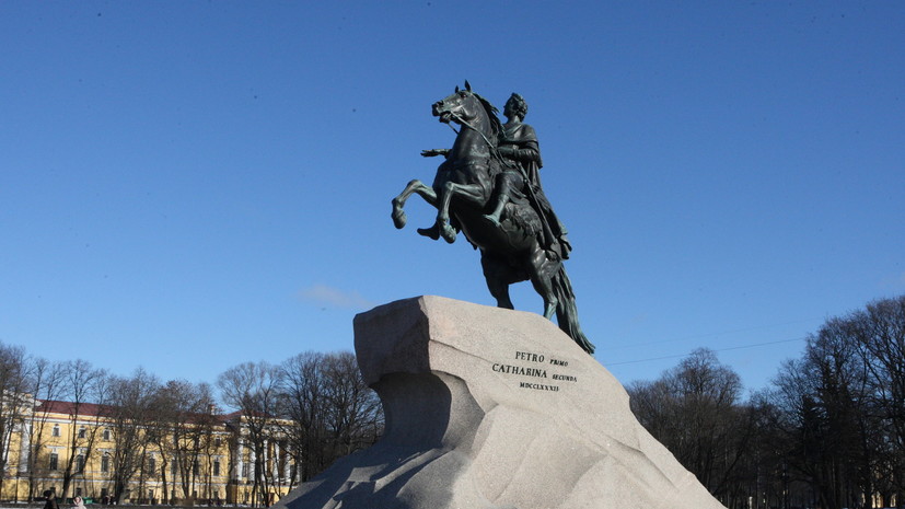 Медный всадник станет логотипом 319-летия Петербурга