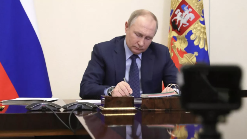 Депутат Стенякина прокомментировала указ Путина о выплатах нуждающимся семьям с детьми