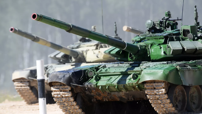 В парламенте Чехии заявили о поставках Украине танков Т-72 и бронетранспортёров