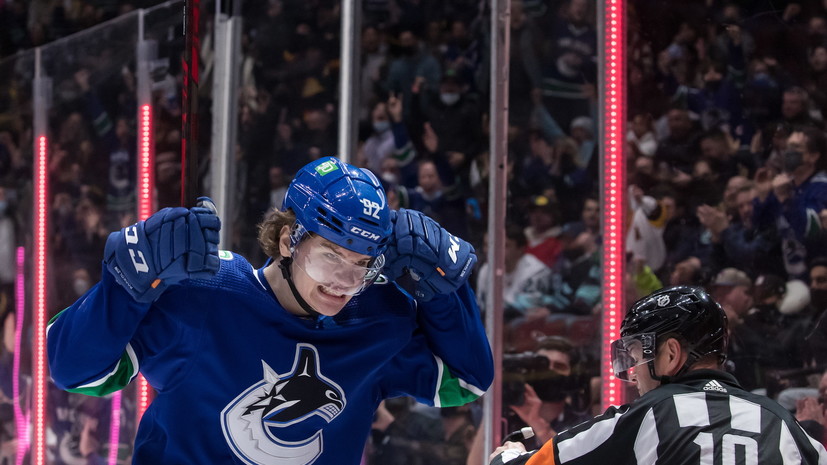 Две передачи Подколзина помогли «Ванкуверу» разгромить «Аризону» в НХЛ