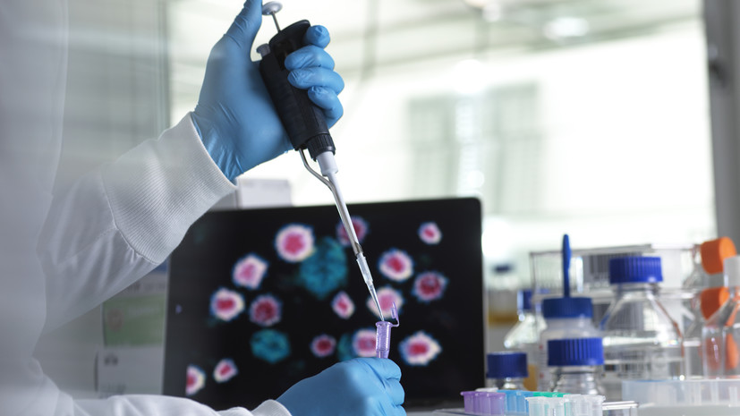 Иммунолог Крючков рассказал подробности о штамме коронавируса ХЕ