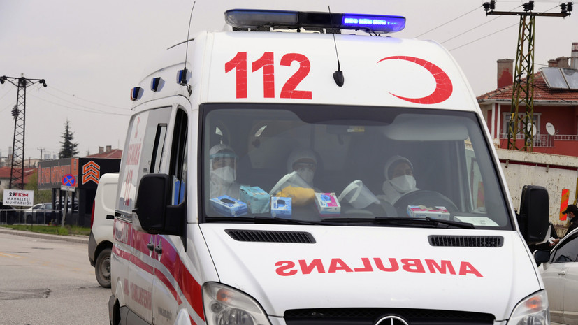 Четыре человека погибли в результате ДТП с автобусом в Турции