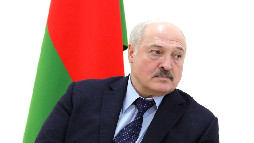 Лукашенко: если бы Россия запоздала с операцией, по ней нанесли бы удар