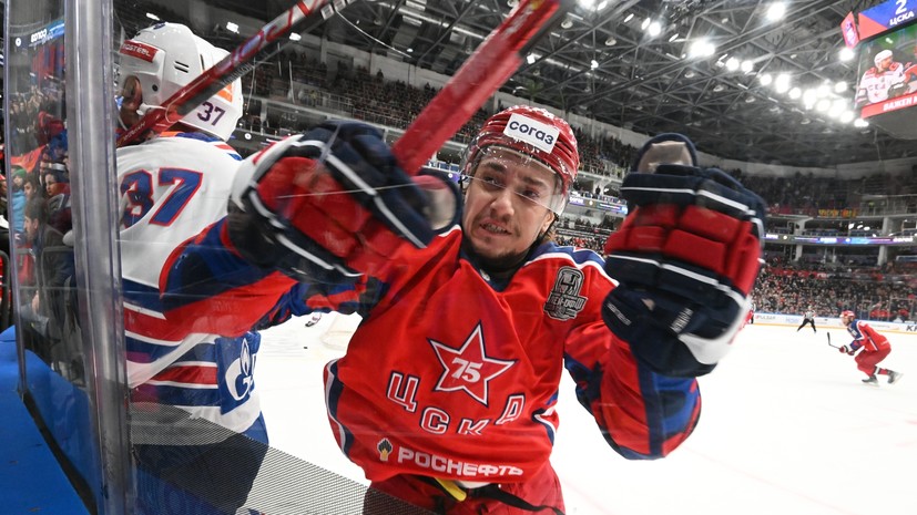 Тренеру ЦСКА во время матча со СКА в кровь разбили бровь