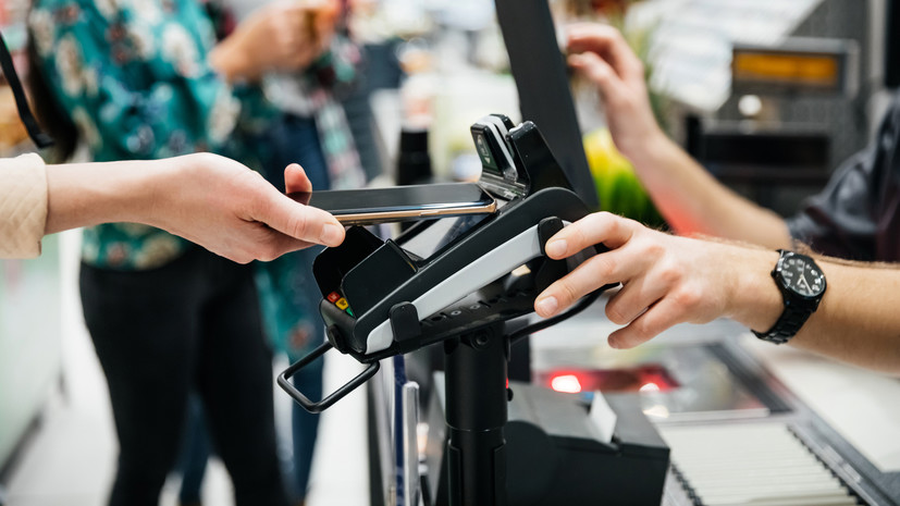 РИА Новости: бесконтактную оплату картами МИР с помощью SberPay ограничили с 13 апреля