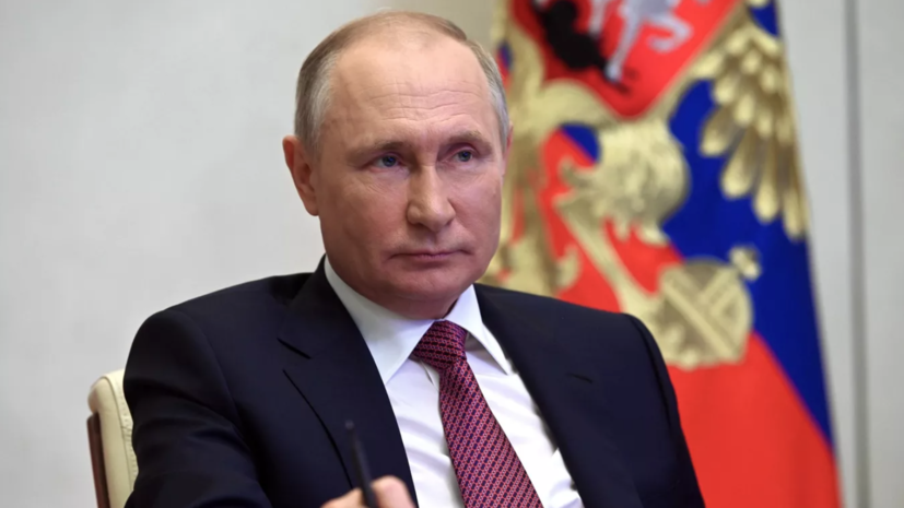 Путин: замещение иностранного общепита отечественным улучшит его качество