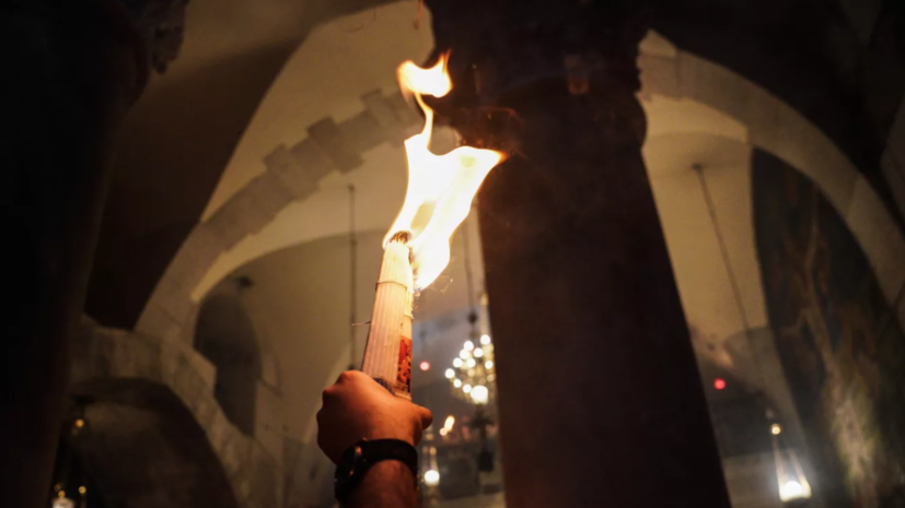 Благодатный огонь прибудет из Иерусалима в Ижевск 24 апреля