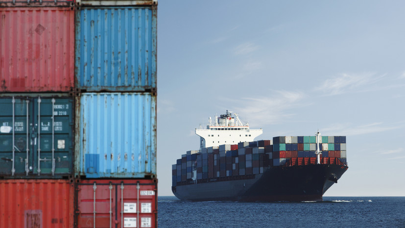 США вводят запрет на приём судов под флагом России в своих портах