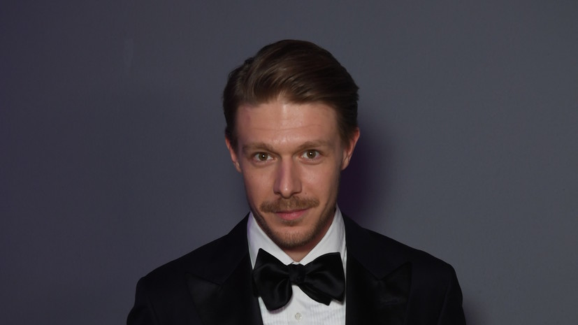 Никита Ефремов рассказал о роли в новом сериале «Оффлайн»