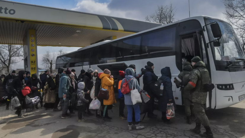 В ЯНАО прибыли почти 300 беженцев с Украины