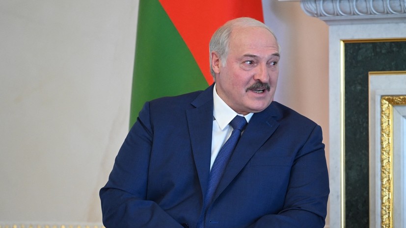 Лукашенко поздравил Третьяка с 70-летием
