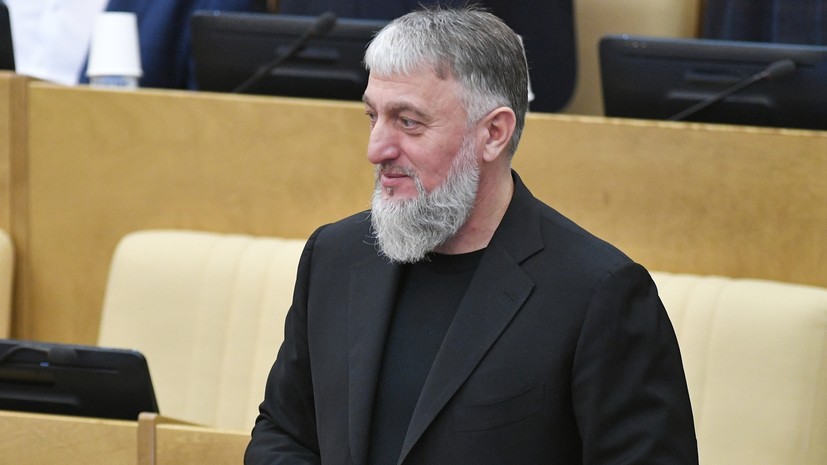 Путин присвоил звание Героя России депутату Госдумы Делимханову