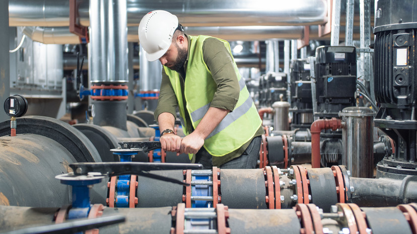 Глава ЕК назвала прекращение поставок российского газа Польше и Болгарии неприемлемым