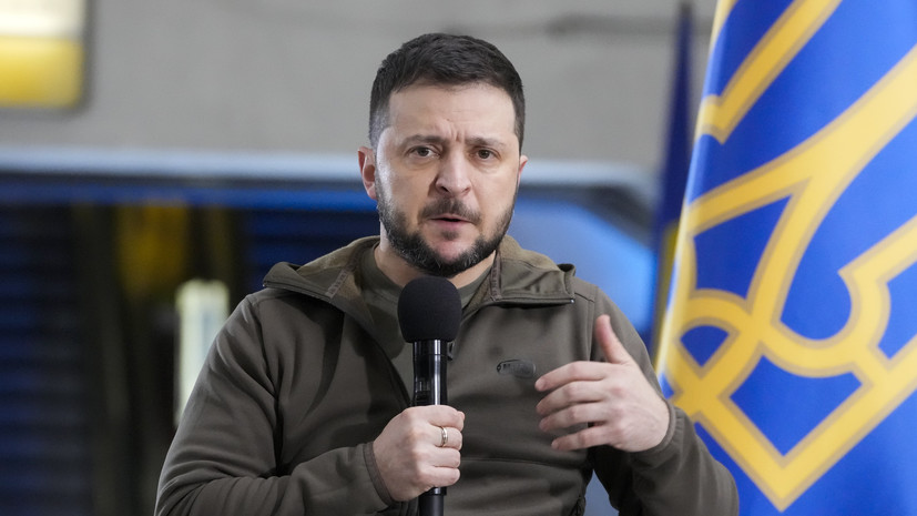 Зеленский: Киев не будет признавать референдумы на украинских территориях