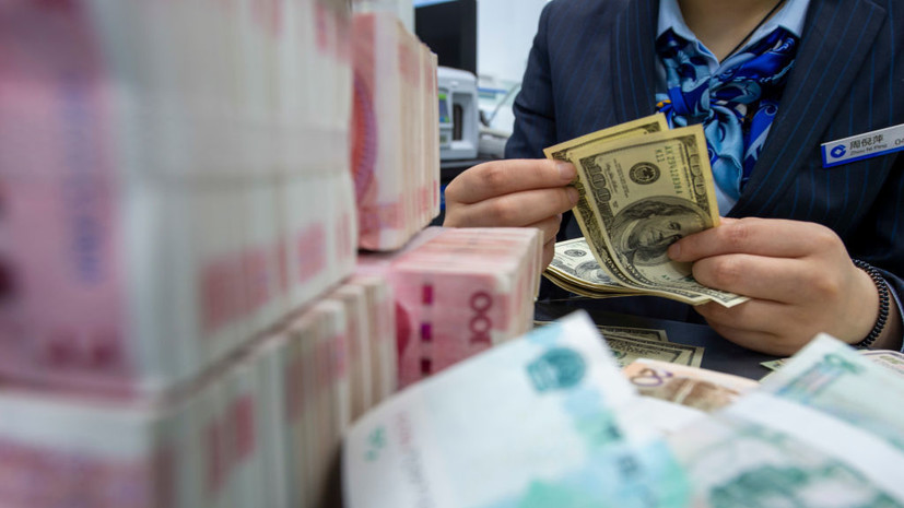 FT: власти КНР обсудили с главами банков варианты защиты активов от санкций США