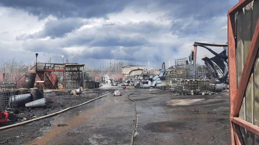 В МЧС заявили, что пожар в промзоне Дзержинска полностью ликвидирован