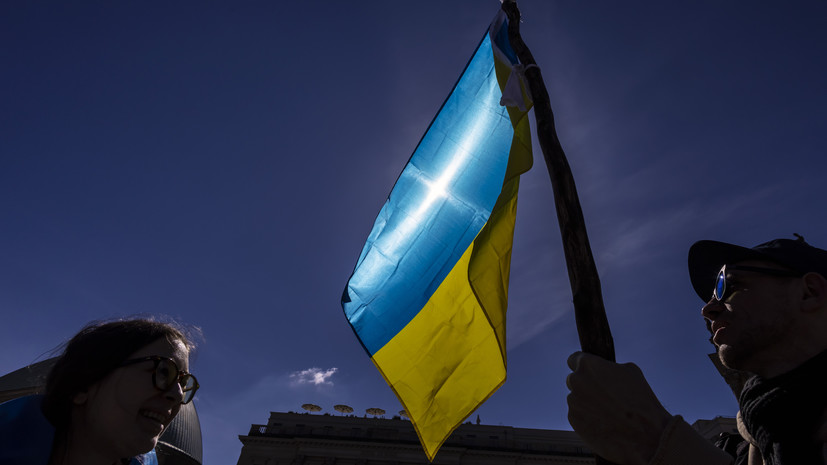 Власти Берлина опровергли информацию о запрете украинских флагов в городе 8 и 9 мая