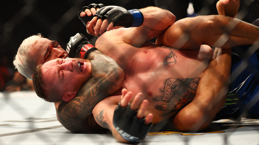 Бразилец Оливейра победил американца Гэтжи в главном бою UFC 274