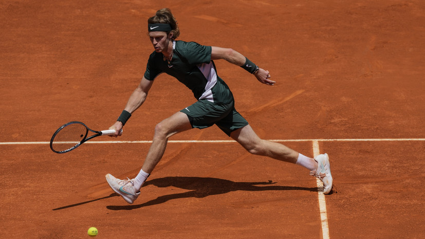 Тарпищев рассказал, почему считает Медведева сильнее Рублёва