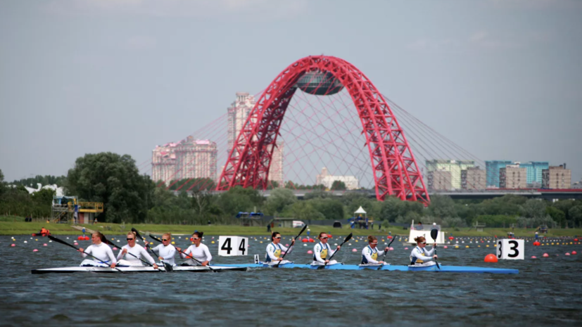 Эстафета по академической гребле «Серебряная ладья» прошла на Гребном канале