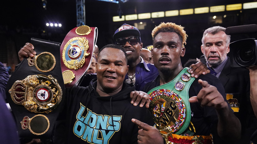 Американский боксёр Джермелл Чарло стал абсолютным чемпионом мира
