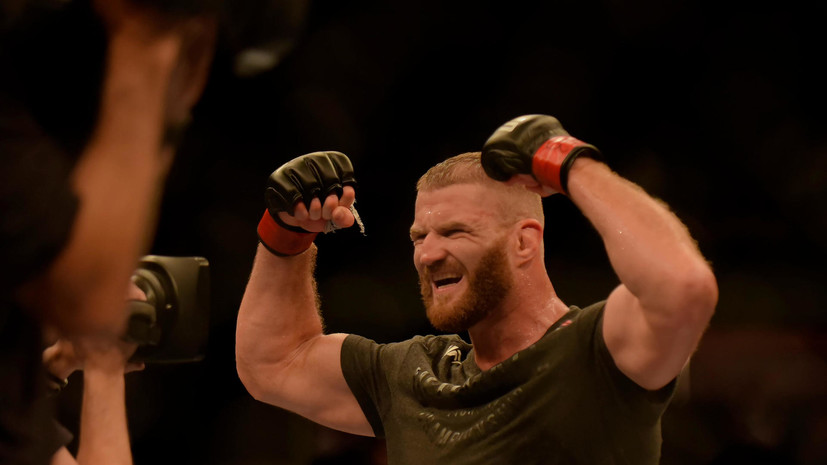 Блахович победил Ракича в главном бою турнира UFC Vegas 54