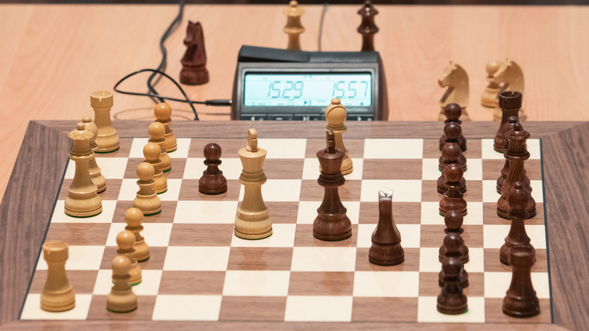 ФИДЕ продлила разрешение для российских шахматистов выступать под флагом федерации