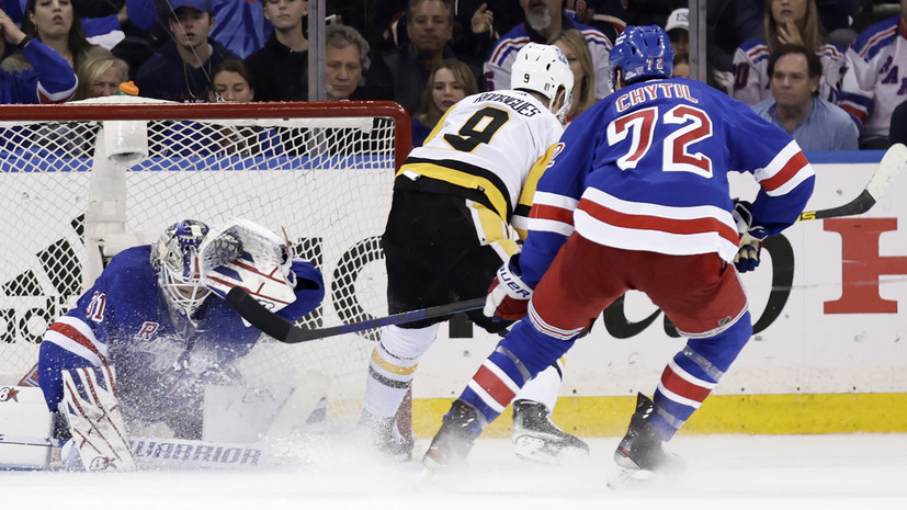 Шестёркин установил рекорд «Рейнджерс» по количеству сейвов за одну серию плей-офф