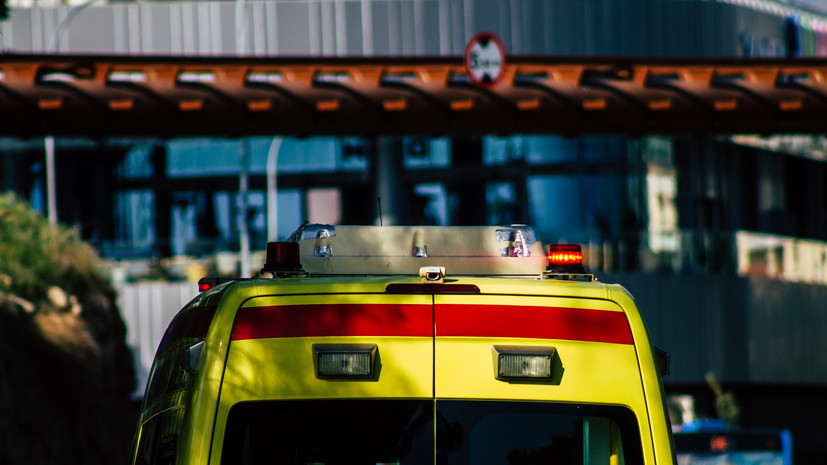 Один человек погиб и 85 пострадали при столкновении двух поездов в Каталонии
