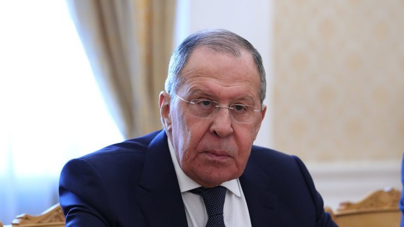 Лавров назвал хамством высылку российских дипломатов странами Запада