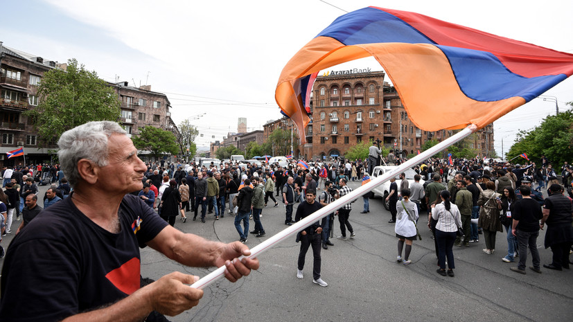 Замглавы МИД России Руденко назвал протесты в Армении внутренним делом страны