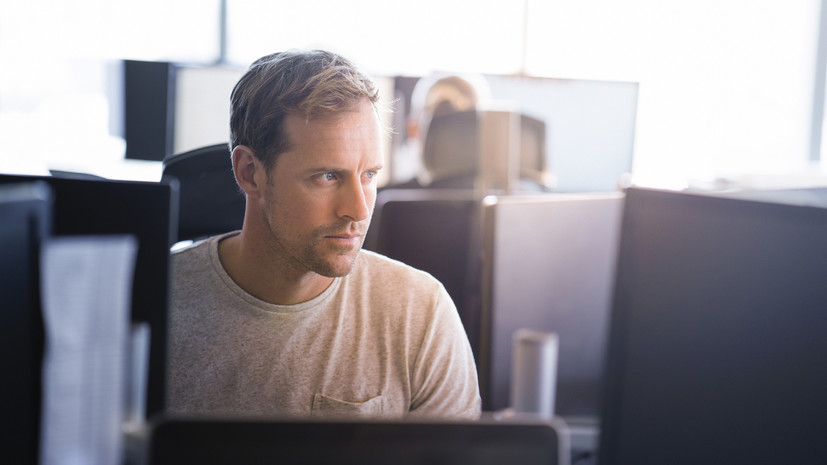 Глава Минцифры Шадаев заявил о возвращении части IT-специалистов в Россию